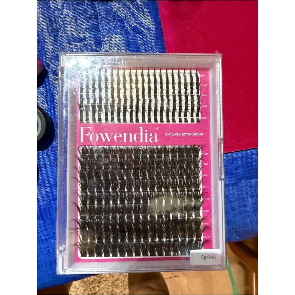 Fowendia DIY Lash Extensions - Black on Pink Tray